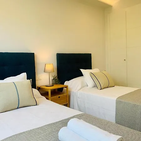 Sea View Luxury New Port Apartament Marbella