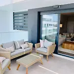 Sea View Luxury New Port Lejlighed