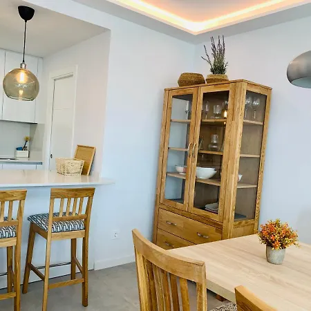 Sea View Luxury New Port Apartment