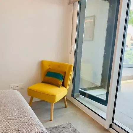 Sea View Luxury New Port Apartment *