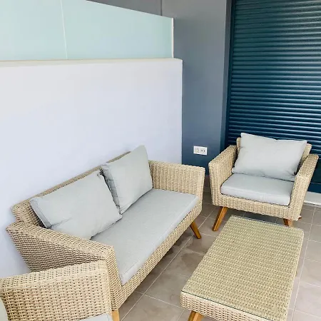 Διαμέρισμα Sea View Luxury New Port Μαρμπέλλα