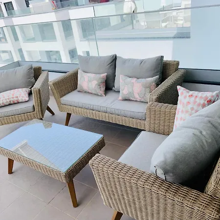 Sea View Luxury New Port Apartment Marbella