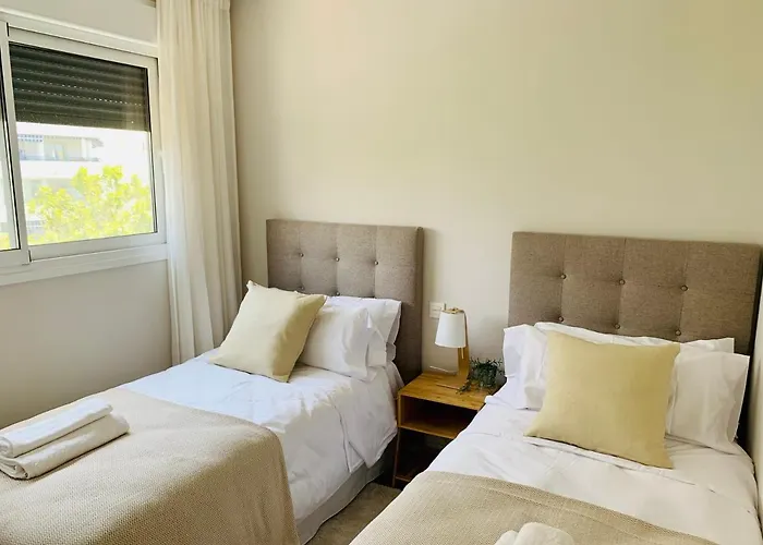 Sea View Luxury New Port Марбелья