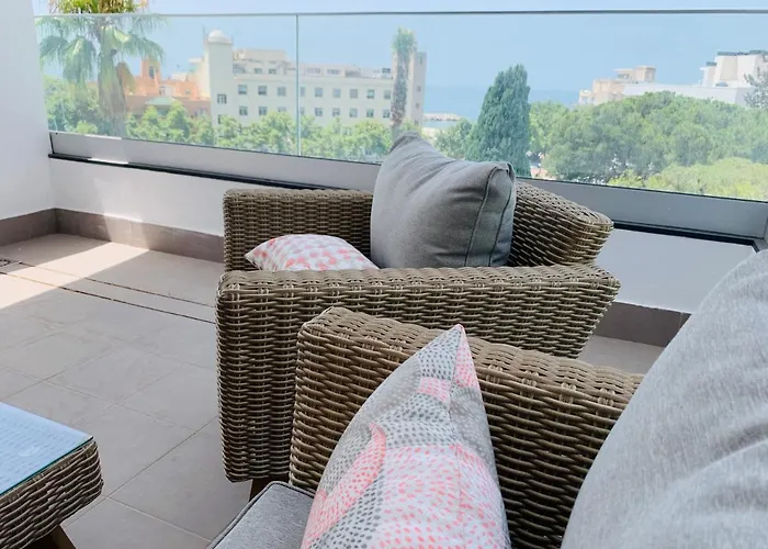 Sea View Luxury New Port Марбелья